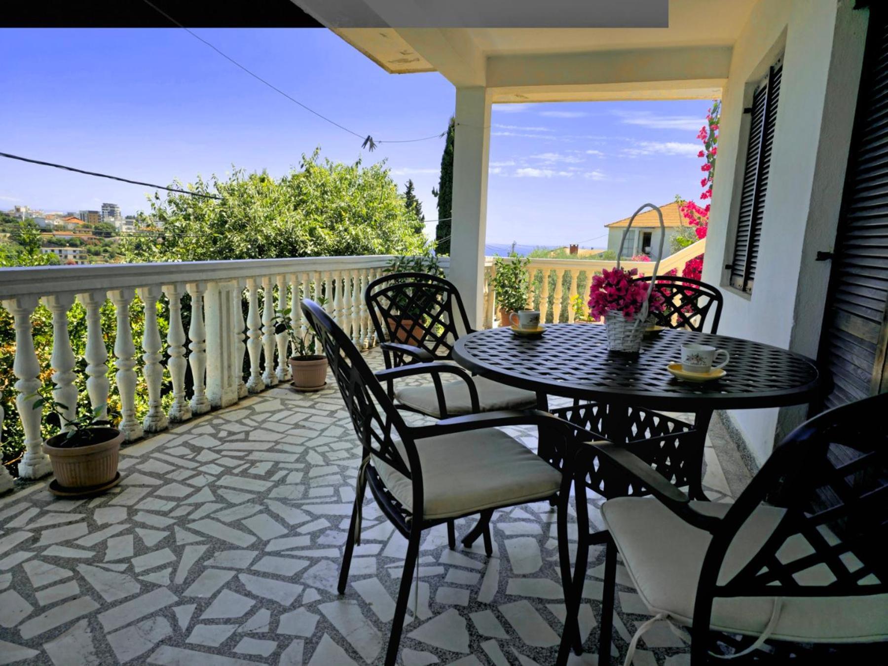 Apartment Dragovic Улцинь Екстер'єр фото